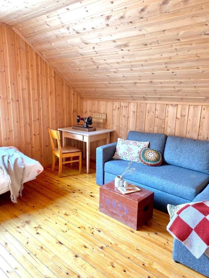 Stort Og Autentisk Hus I Skjak - Kort Vei Til Lom! 外观 照片